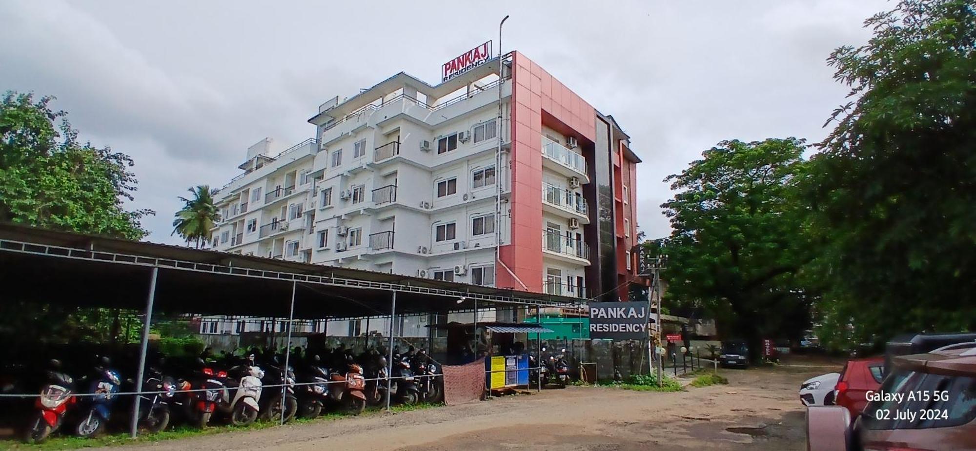 Hotel Pankaj Residency Guruvāyūr Екстериор снимка